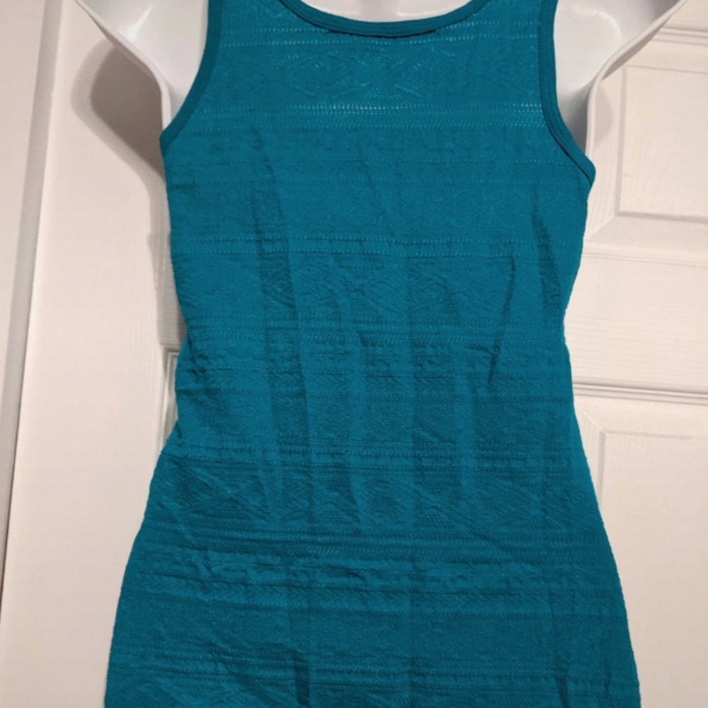 Teal Textured Racerback - Picture 2 of 4
